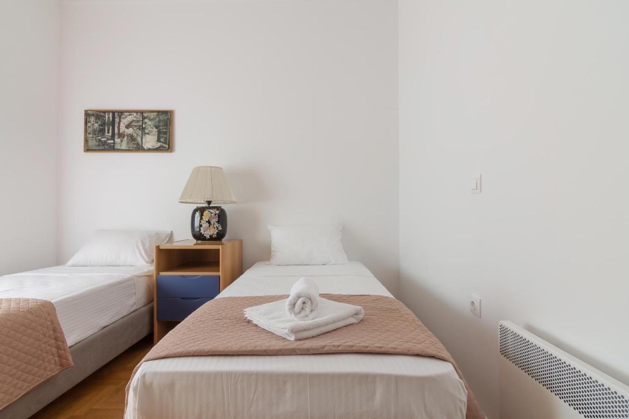 Nice 2Bedroom Apartment In Pagkrati Athen Eksteriør bilde